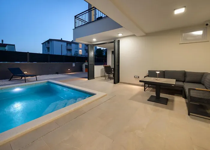 Villa Mari- Royale *
