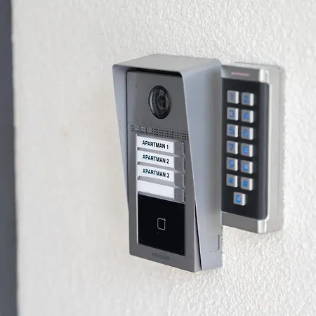 Mari- Royale Podstrana